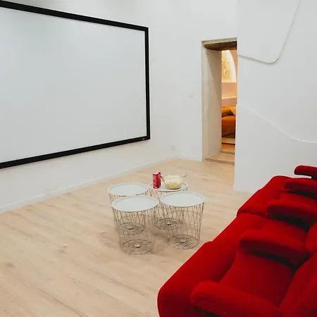 Cinema Lune Apartament *